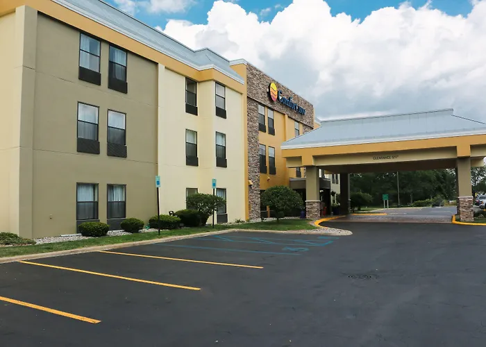 Comfort Inn Wings Stadium