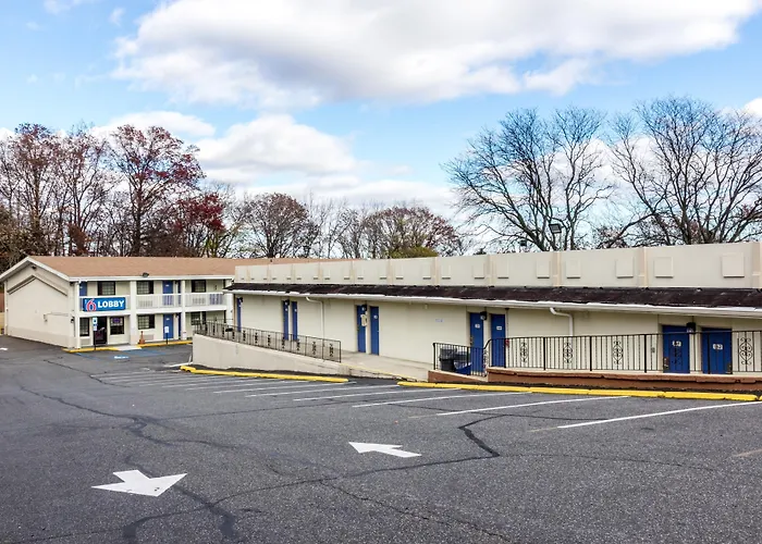 Motel 6 New Brunswick