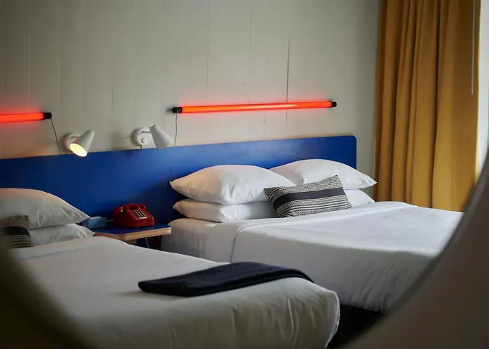 Phoenix Hotel