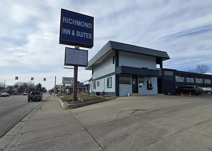 Richmond Inn And Suites