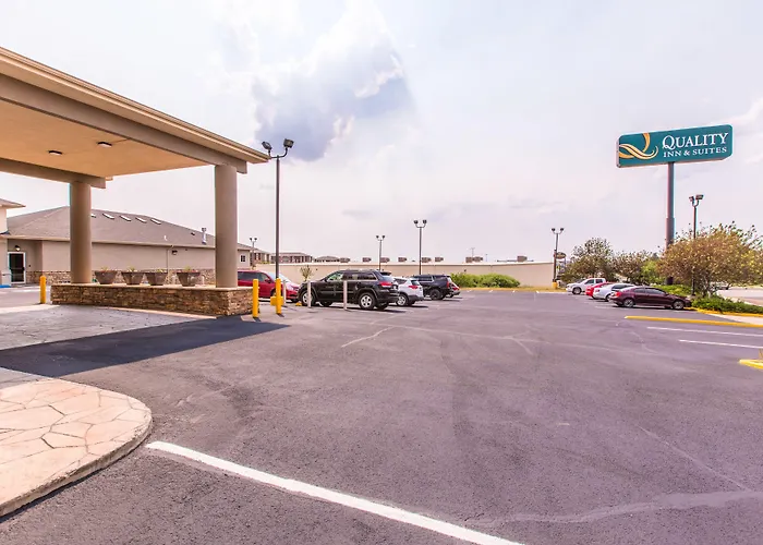 Quality Inn & Suites University