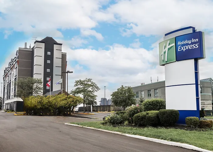 Holiday Inn Express Toronto-North York By Ihg