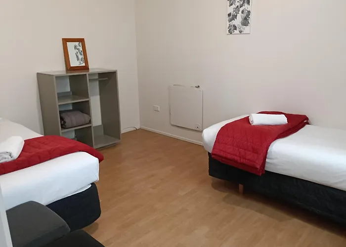 Woodlands Motel