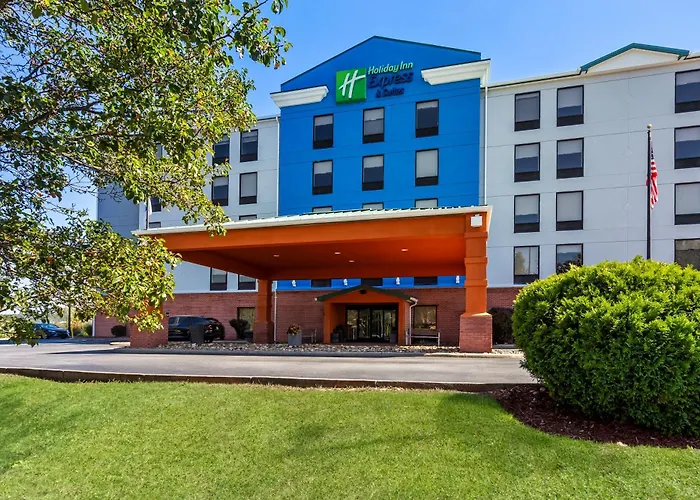 Holiday Inn Express Hotel & Suites Charleston-Southridge By Ihg