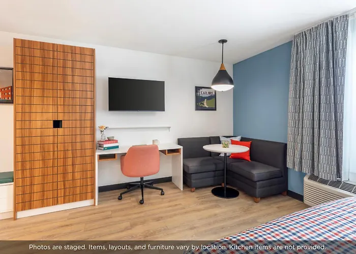 Uptown Suites Extended Stay Tampa Fl - Riverview