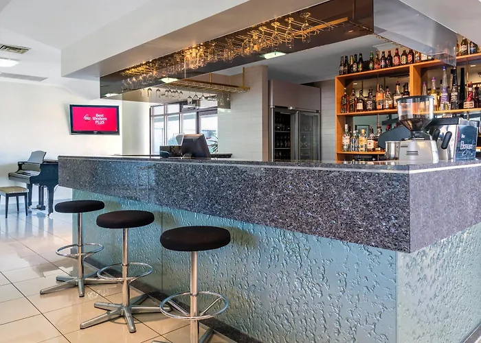 Garden City Hotel, Best Western Signature Collection