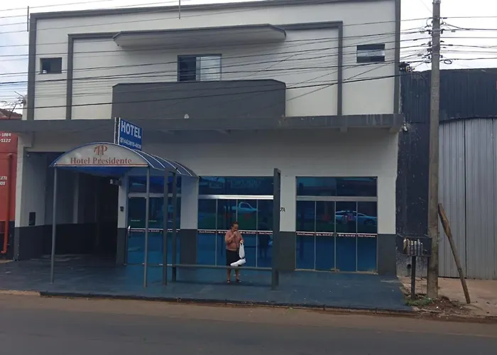Hotel Presidente - em Campo Mourão