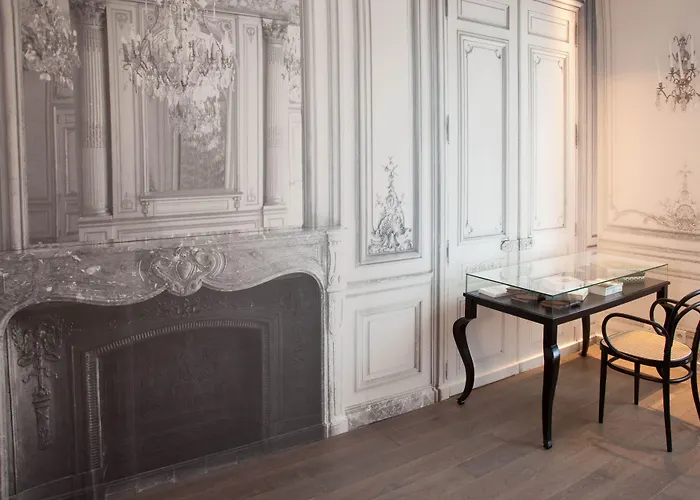 La Maison Champs Elysees