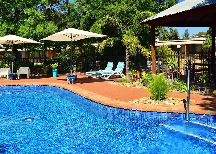 River Country Inn (Adults Only)