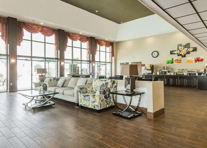 Quality Inn & Suites North Montgomery