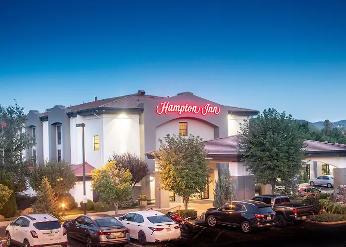 Prescott Hotels With Pool