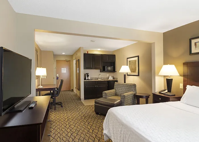 Holiday Inn Express Bloomington West By Ihg