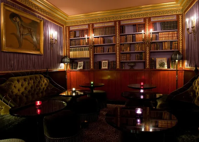 L'Hotel