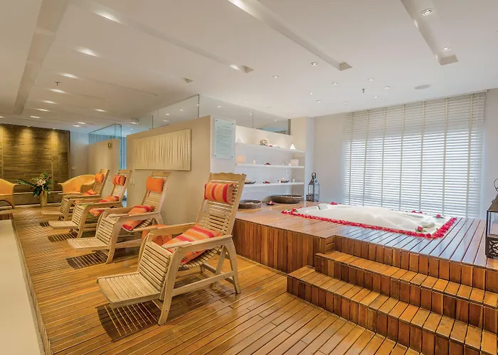 Casa Dann Carlton Hotel & Spa