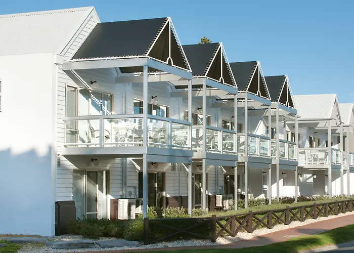 The Moorings At Metung Hotel