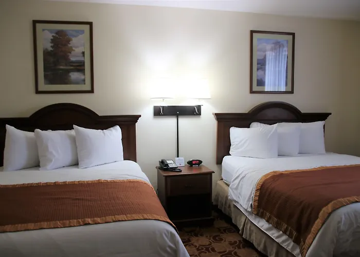 Hawthorn Suites By Wyndham Louisville East