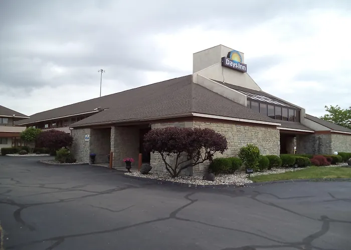 Days Inn By Wyndham Maumee/Toledo