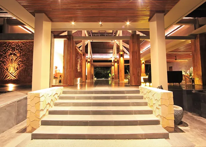 Candi Beach Resort & Spa