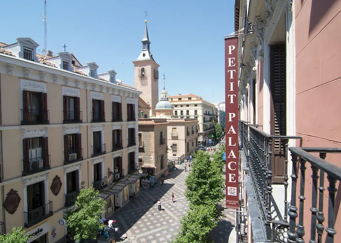 Petit Palace Arenal