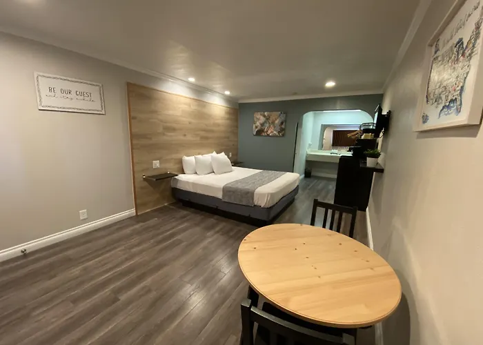 Anaheim Executive Inn & Suites