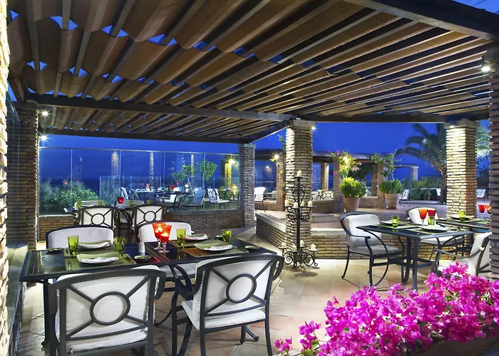Out Of The Blue Resort & Spa Agia Pelagia 
