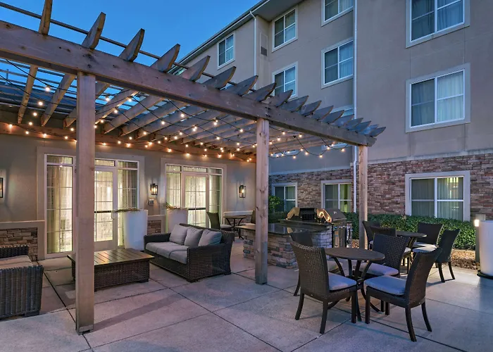 Homewood Suites By Hilton College Station