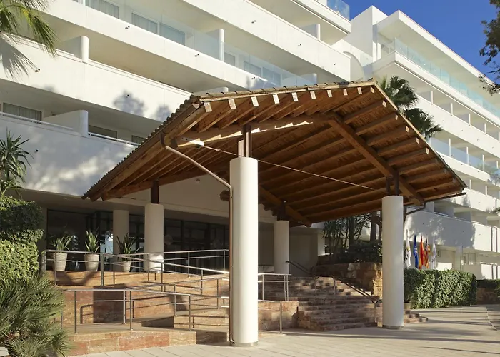 Iberostar Waves Cristina Hotel Playa de Palma 