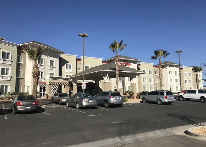 Hawthorn Suites