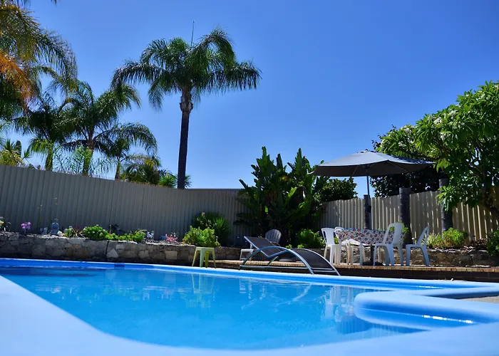 Palms Bed & Breakfast