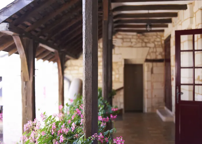 Logis Hotel La Croix Blanche Fontevraud