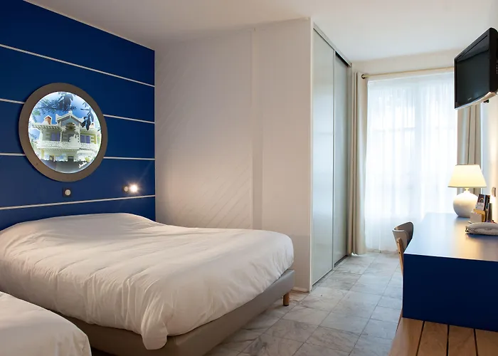 Hôtel Le Dauphin Arcachon