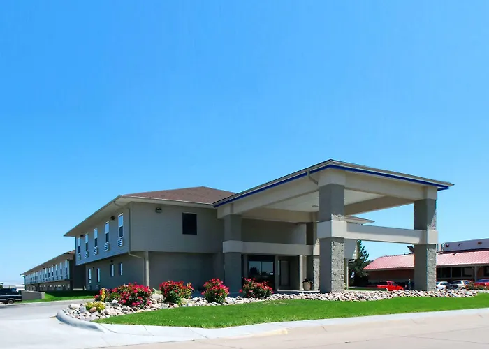 Econo Lodge Inn & Suites Kearney South