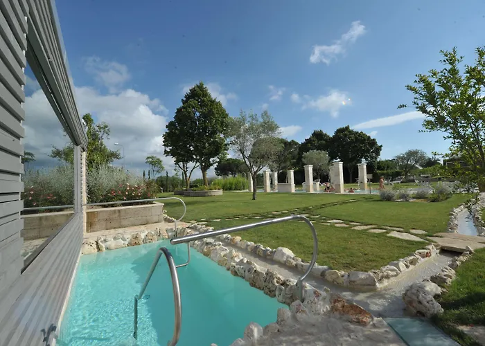 Hotel con piscina a Viterbo