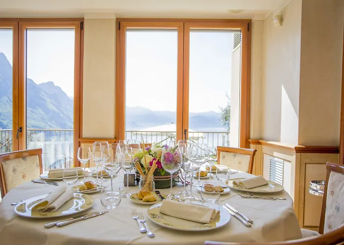 Hotel Miranda Riva di Solto