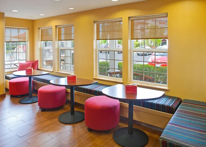 Towneplace Suites Medford
