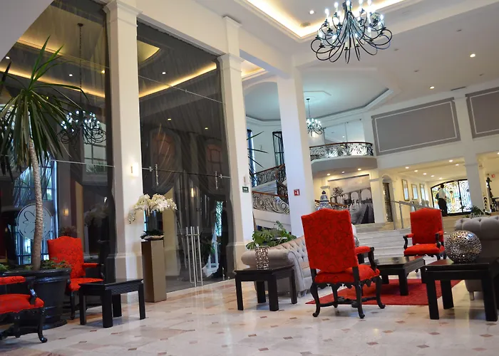 Plaza Camelinas Hotel