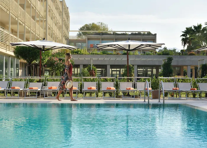 Hotel con piscina a Lido di Camaiore