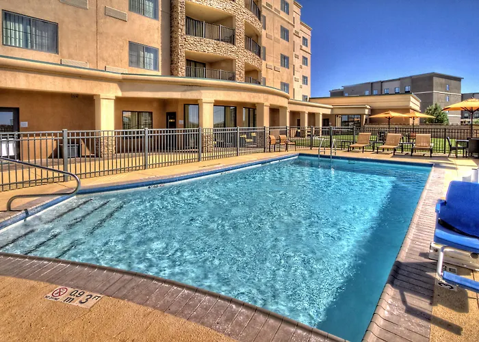 Courtyard By Marriott