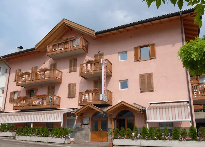 Hotel Alle Piramidi Segunzan