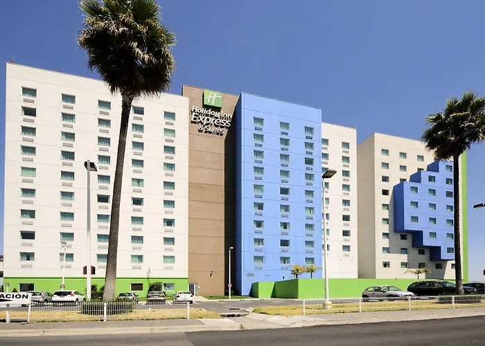 Inn Express&Suites Zona Aeropuerto
