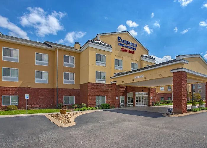 Fairfield Inn & Suites