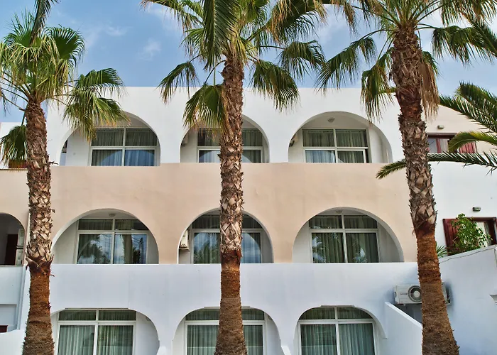 Makarios Hotel