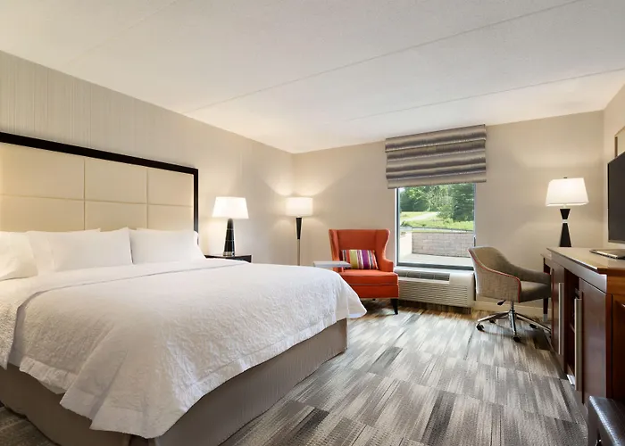 Hampton Inn & Suites Birmingham Airport Area