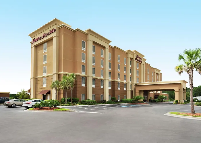 Hampton Inn & Suites