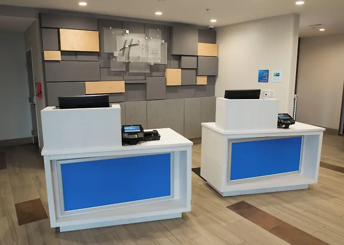 Holiday Inn Express & Suites East Lansing By Ihg
