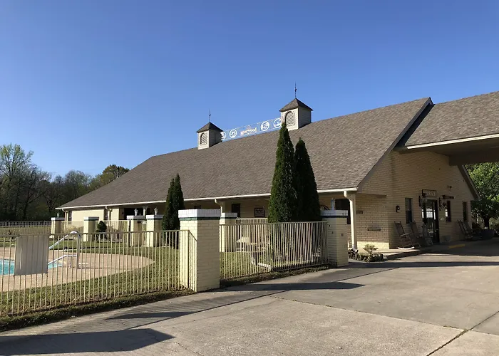 Riverwood Inn