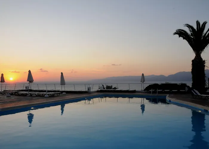 Hersonissos Village Hotel & Bungalows