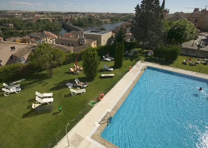 Hoteles con Piscina en Zamora