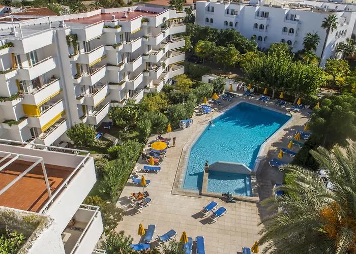 Aparthotel Hamilton Court Santo Tomás