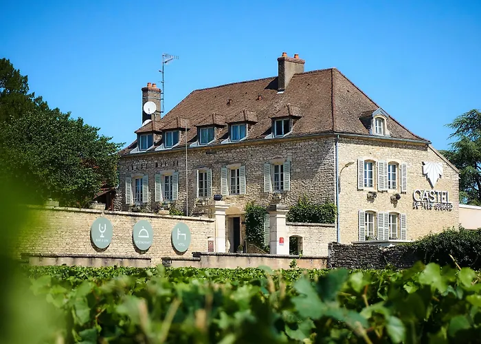 Castel de Très Girard - Les Collectionneurs